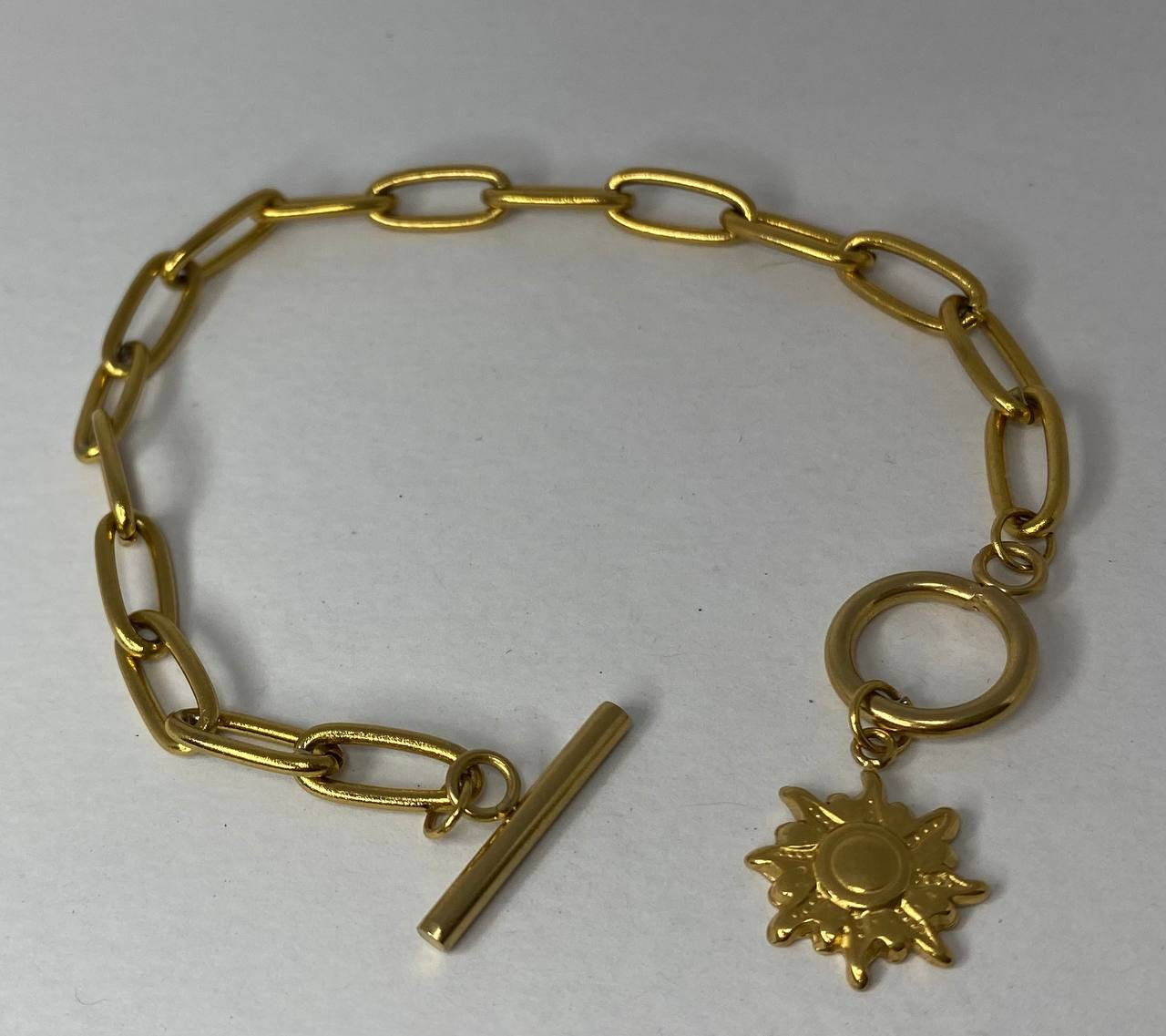 bracelet